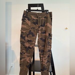 Camouflage Cargo Joggers size S smoke free, pet free home